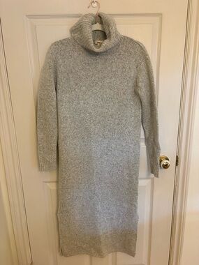 Source Unknown Heather Gray Turtleneck Sweater Midi Dress